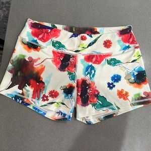 Born Primitive Double Take Booty Shorts size M
